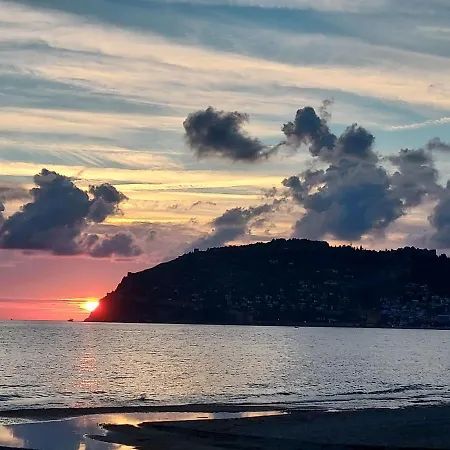 Larsens Ξενοδοχείο με διαμερίσματα *