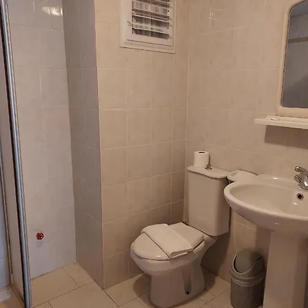 Lägenhetshotell Larsens *