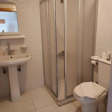 Ξενοδοχείο με διαμερίσματα Larsens