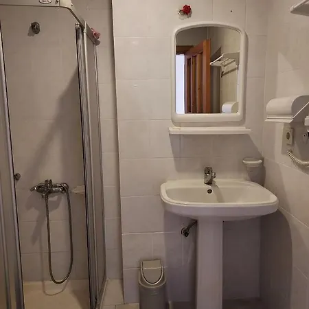 Lägenhetshotell Larsens *