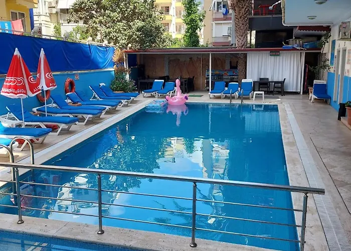 Larsens Aparthotel